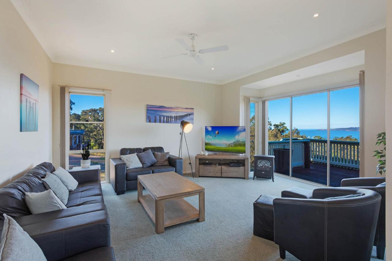 Whale Cove Circuit Villa Eden Ngoại thất bức ảnh